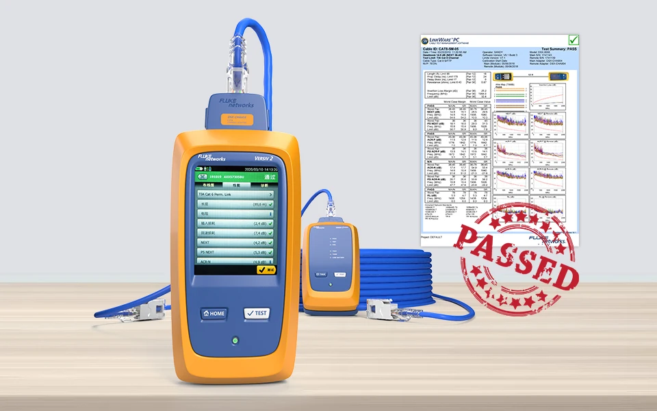 Vysokokvalitný RJ45 konektor zobrazený počas testovania