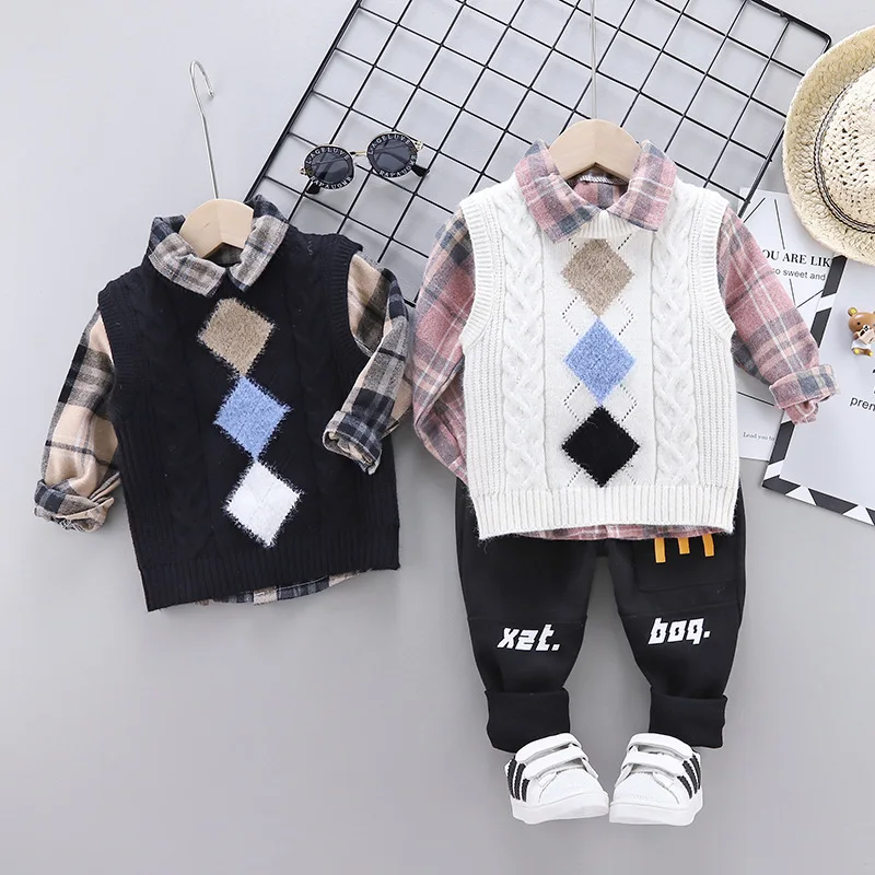 

Infants Child 2020 Spring And Autumn Lettered M Square Sweater Waistcoat Stripes Shirt Three-piece Set a Grant from