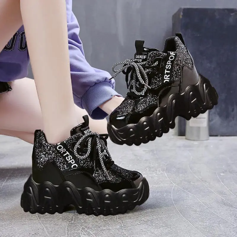 

Designer Chunky Sneakers Women Platform Shoes Fashion Breathable Height Increased Thick Bottom Ladies Trainers Basket Femme