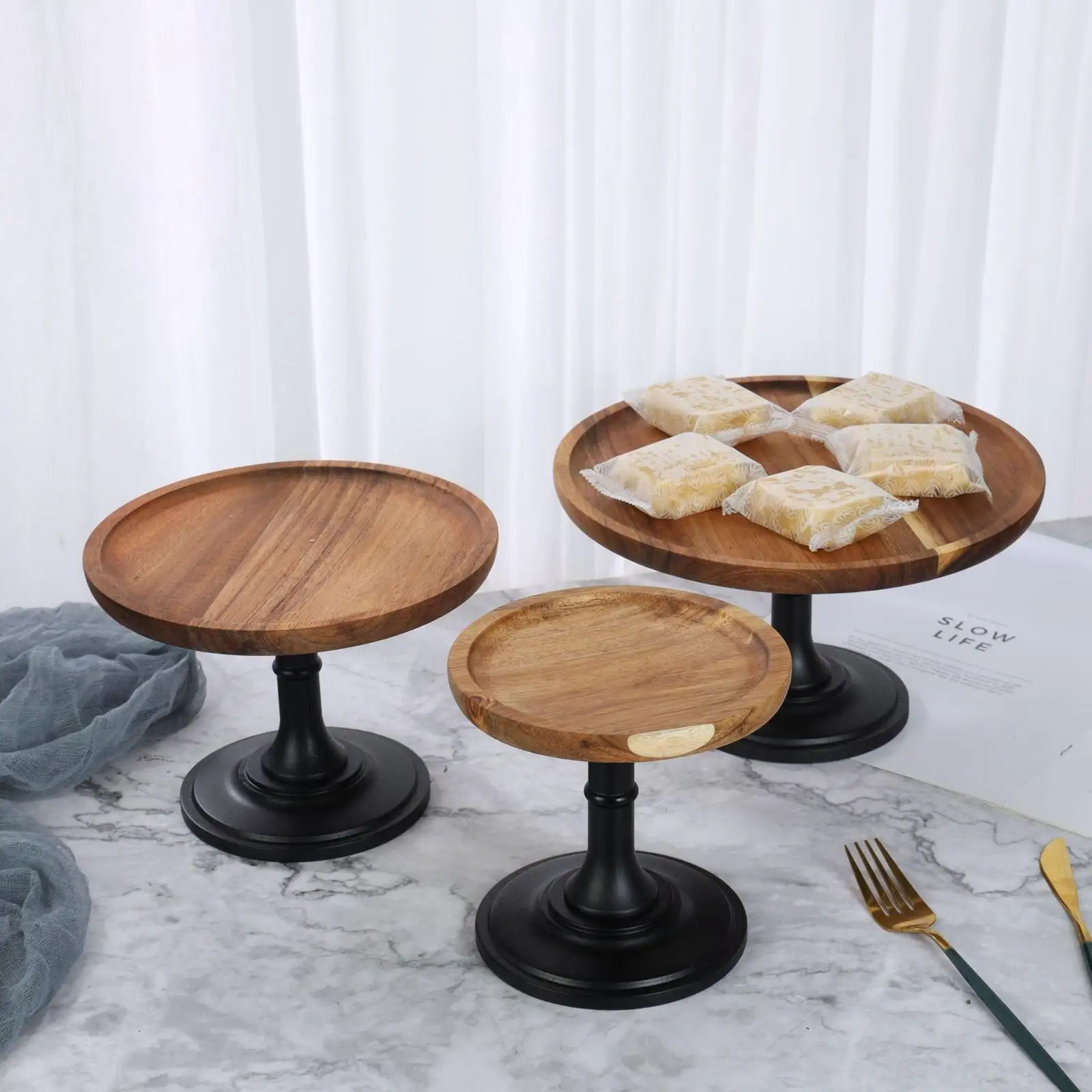 Wood Cake Stand Household High-Footed Display Plate Serving Platter Round Cake Pedestal Stand for Sushi Fruit Snack Wedding