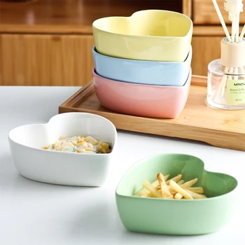 

Heart-Shaped Bowl Lovely Ceramic Bowl Steamed Egg Bowl Candy-Colored Dessert Salad Bowl Cute Cake Snack Bowl Creative Baking
