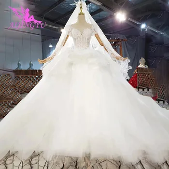 شراءAIJINGYU حجم كبير زي العرائس المملكة العربية السعودية أحدث عادي تجد لي مثير المستوردة ثوب الزفاف الرجعية ثوب جديد