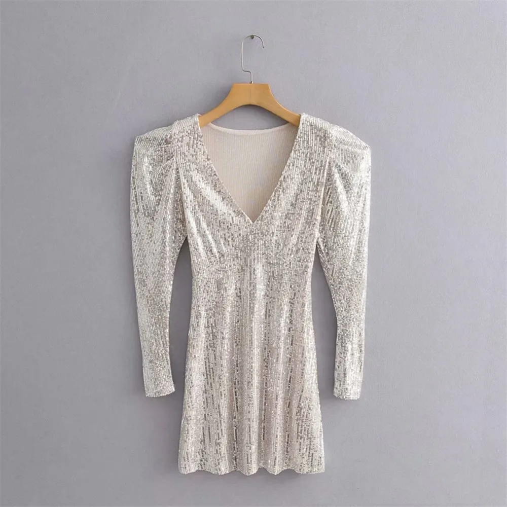 12665384355_576051690