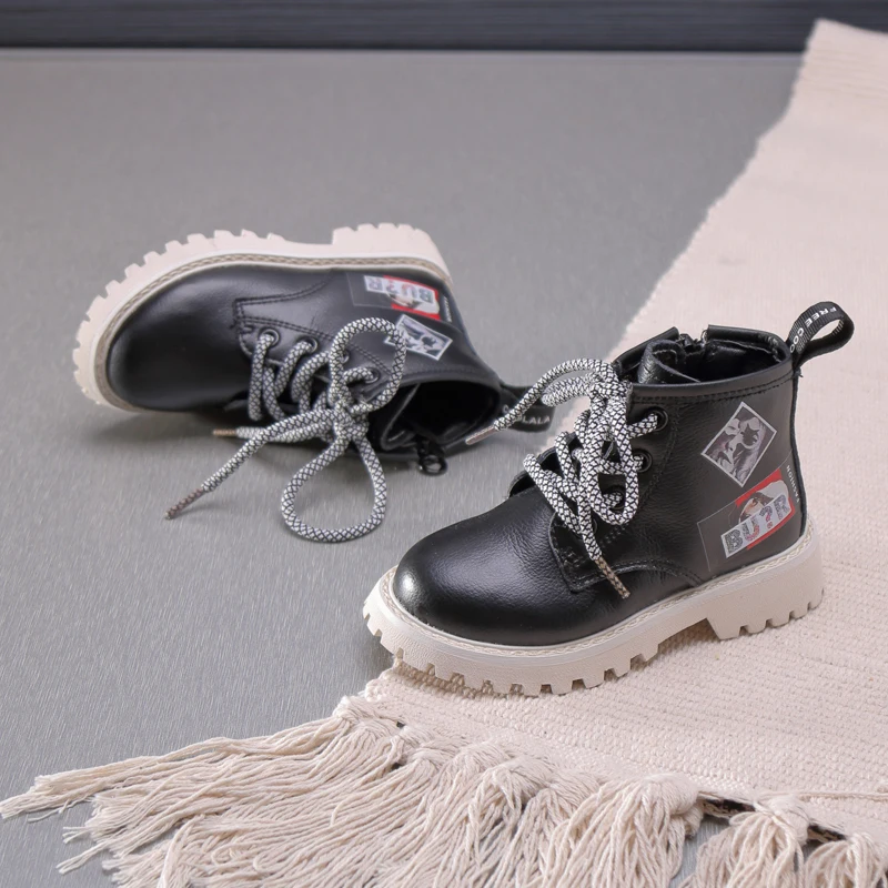 Winter Kids Martin Boots Boys Leather Shoes Non-slip Girls Sneakers Fashion Print Lace Up Baby Girl Boots Beige Black SGF034