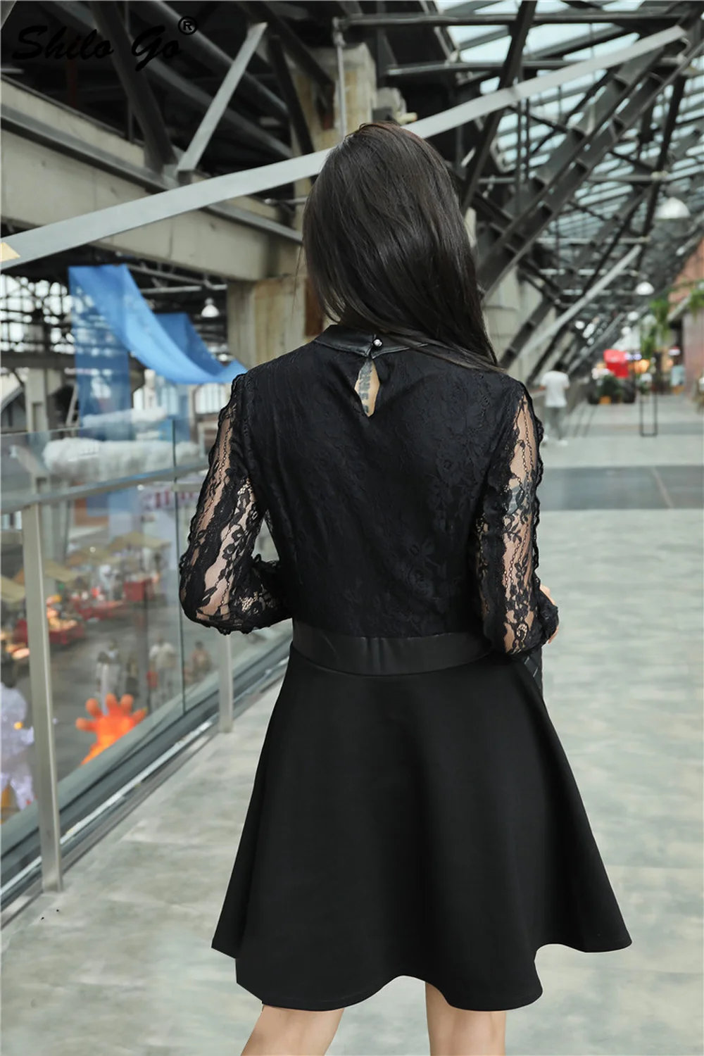 Genuine Leather Dress Elegant Mock Neck Cut-and-Sew Lace Panel Long Sleeve Dress Women Autumn Black Fit and Flare A Line Dresses