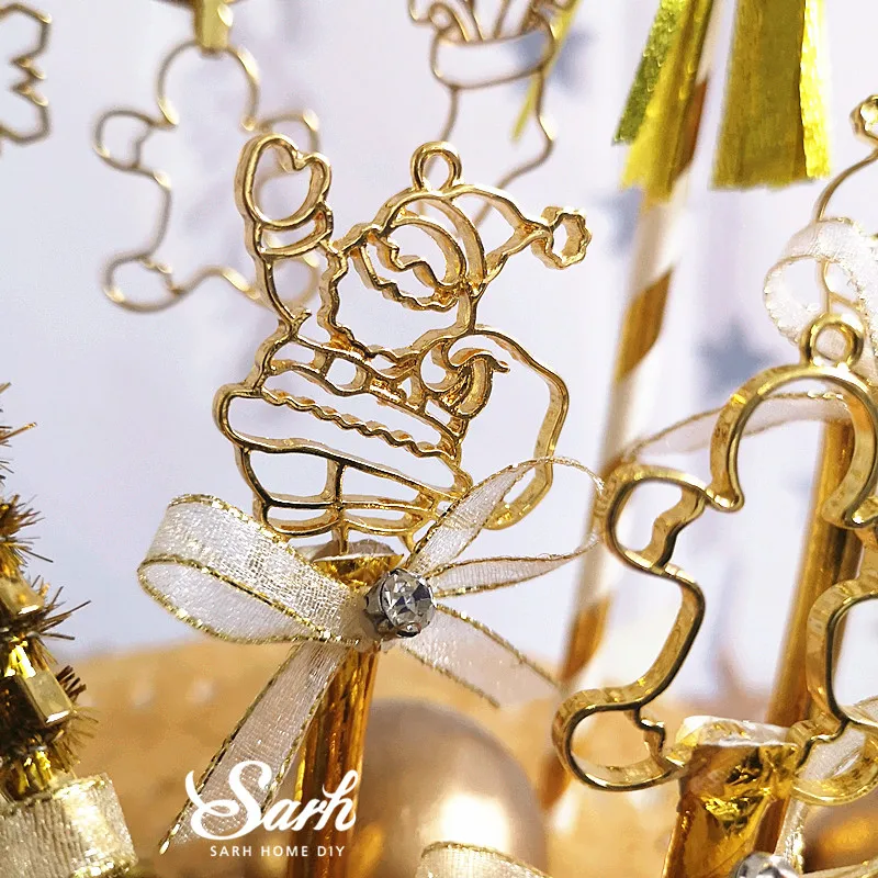 

Gold Elk Santa Claus Gingerbread Man Cake Topper Balls Tree Merry Christmas Decor Baking Supplies Happy New Year Xmas Gifts