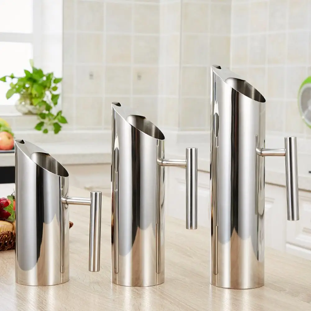 

1-2L Multi-function Food Grade Stainless Steel Straight Juice Kettle Bar Ice Fruit Juice Pitchers Red Wine Divider Containers