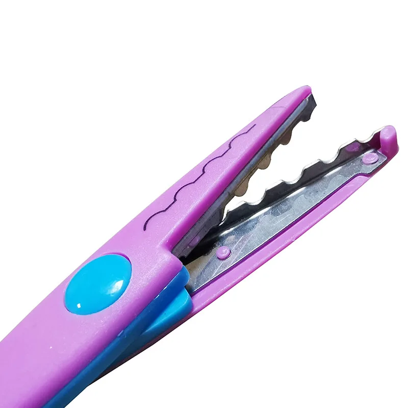 Stationery Scissors Soft Handle Scissors Portable Scissors Cutter Black Blade Scissors Paper Cutter DIY Handmade Shear Paper Pinking Cut Handicraft Laciness Zig Zag Student Kid Creative Diary Craft Album Scrapbook Photo Scissor