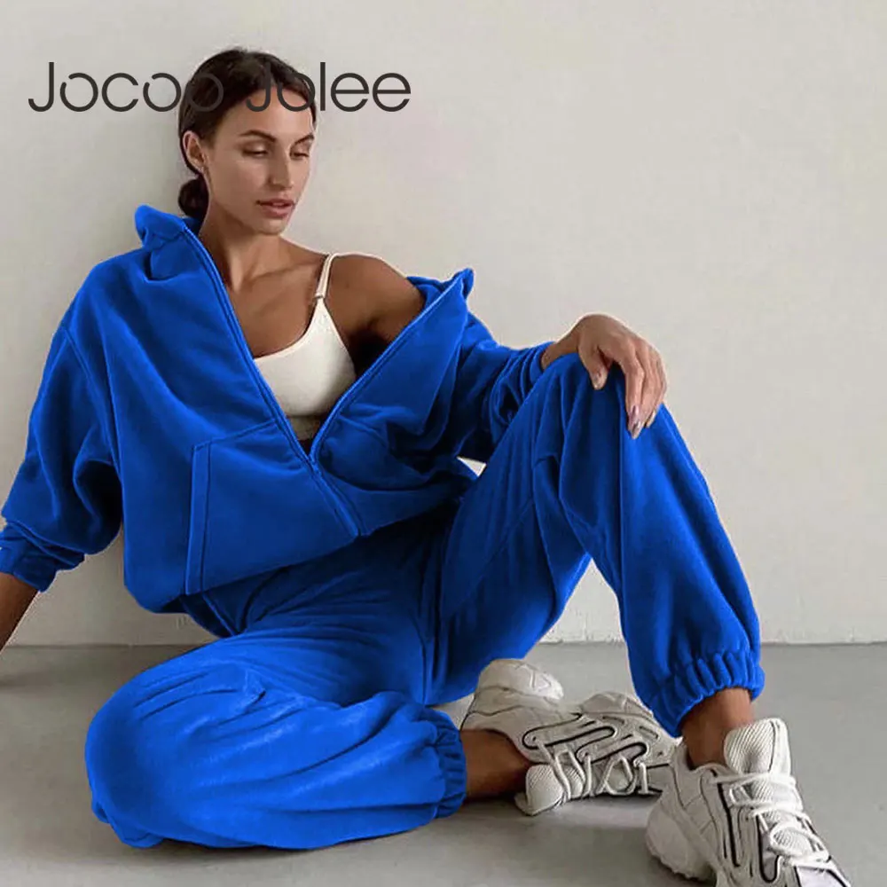

Spring 2023 Women's Brand Velvet Fabric Tracksuits Velour Hoody Track Suit Hoodies and Pants Oversized Sportswear Two Pieces Set