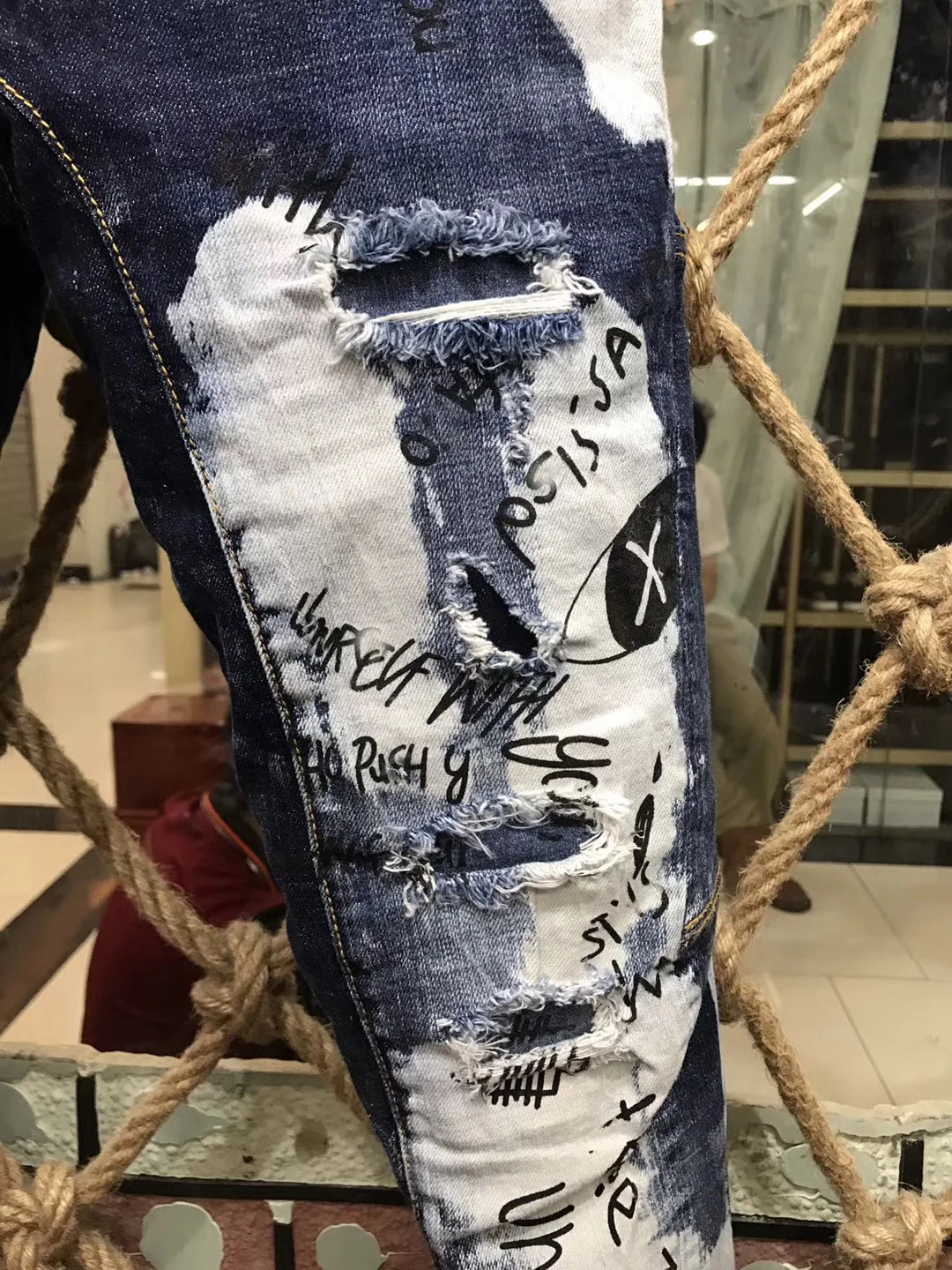 Новые мужские джинсы Рваные для мужчин обтягивающие DSQ джинсы, мужские брюки Джинсы Верхняя одежда мужские брюки A136