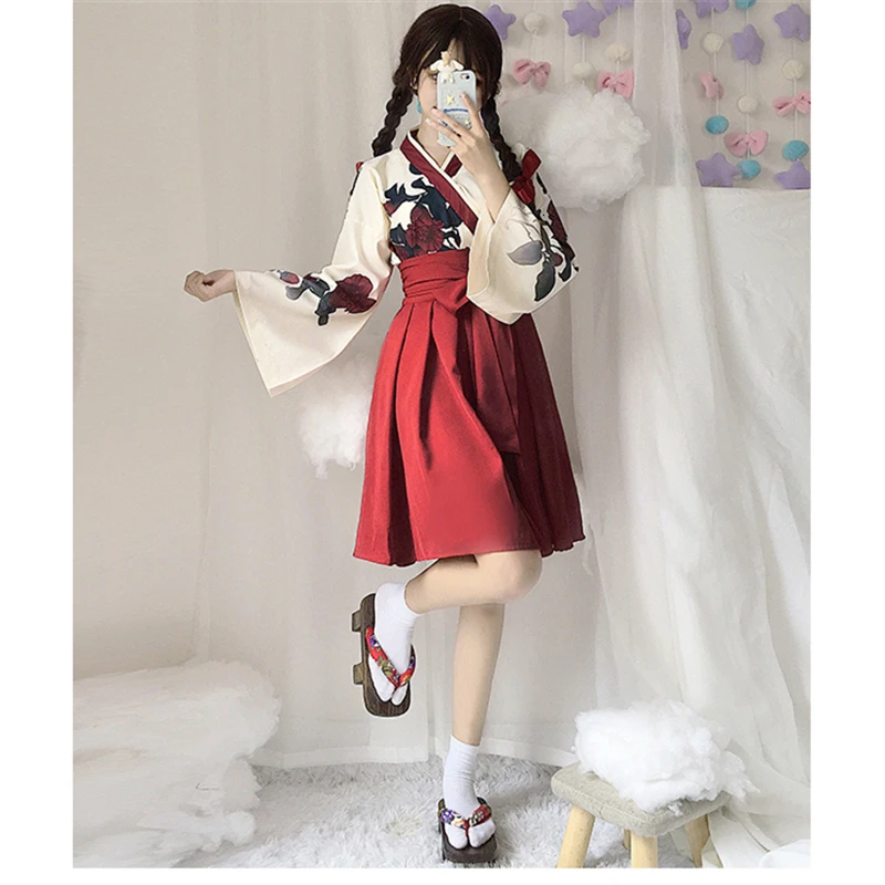 Керамические чашки кимоно юката для девочек, вечернее платье с длинными рукавами, женские топы самурая с цветочным принтом, халаты, юбка с бантом и поясом, комплект одежды Haori - Цвет: red 2pcs shorts