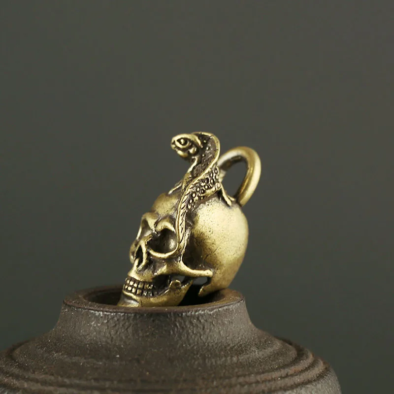 lizard skull face pendant brass (4)
