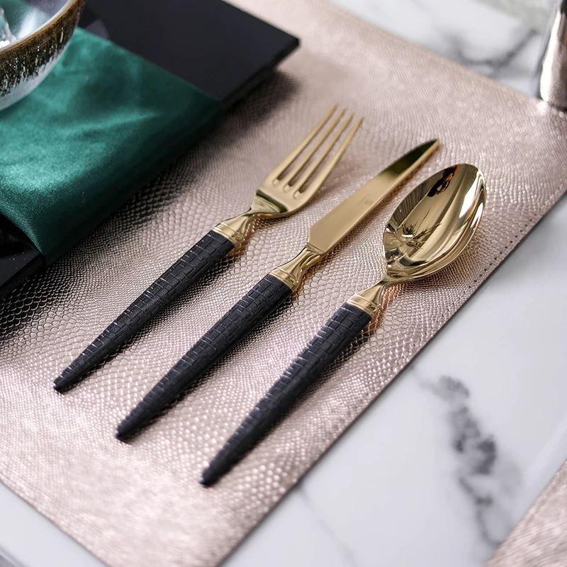 Black & Teal Crystal Square Tableware Set 4 Black & Teal Crystal Square Tableware Set 4