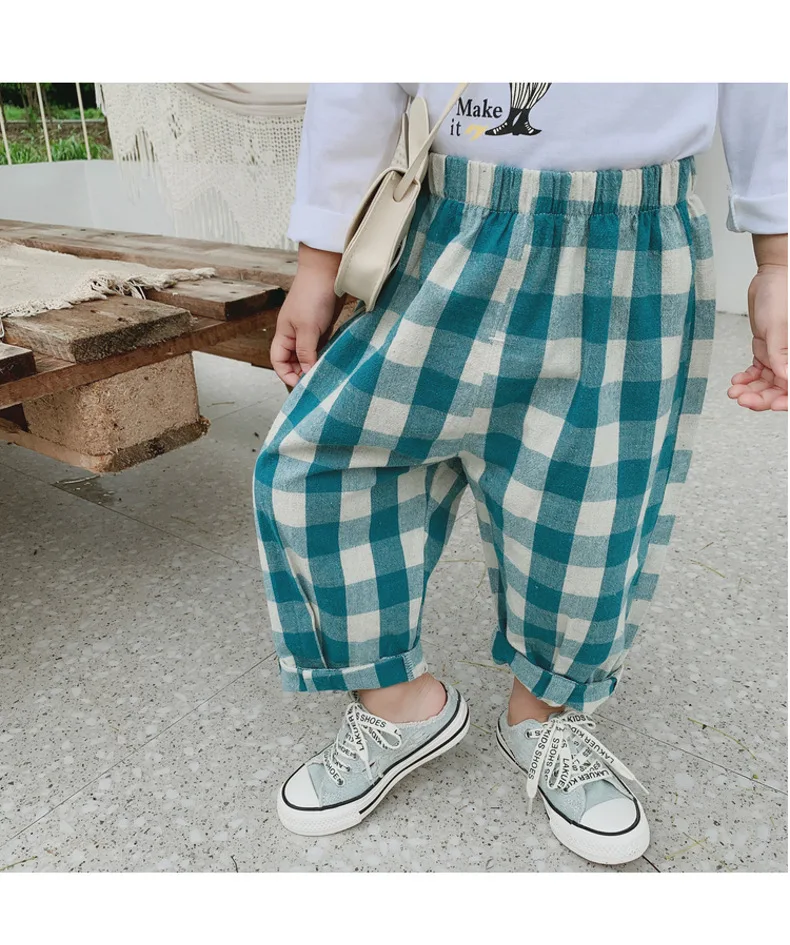 Повседневные клетчатые штаны в Корейском стиле для мальчиков хлопковые свободные брюки для маленьких девочек детские штаны