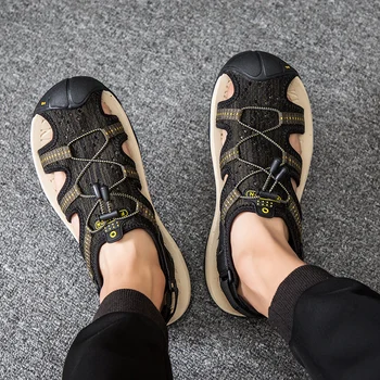 

2020 summer new sandals men's leather Baotou beach shoes non-slip outdoor sports casual shoes hiking shoes
