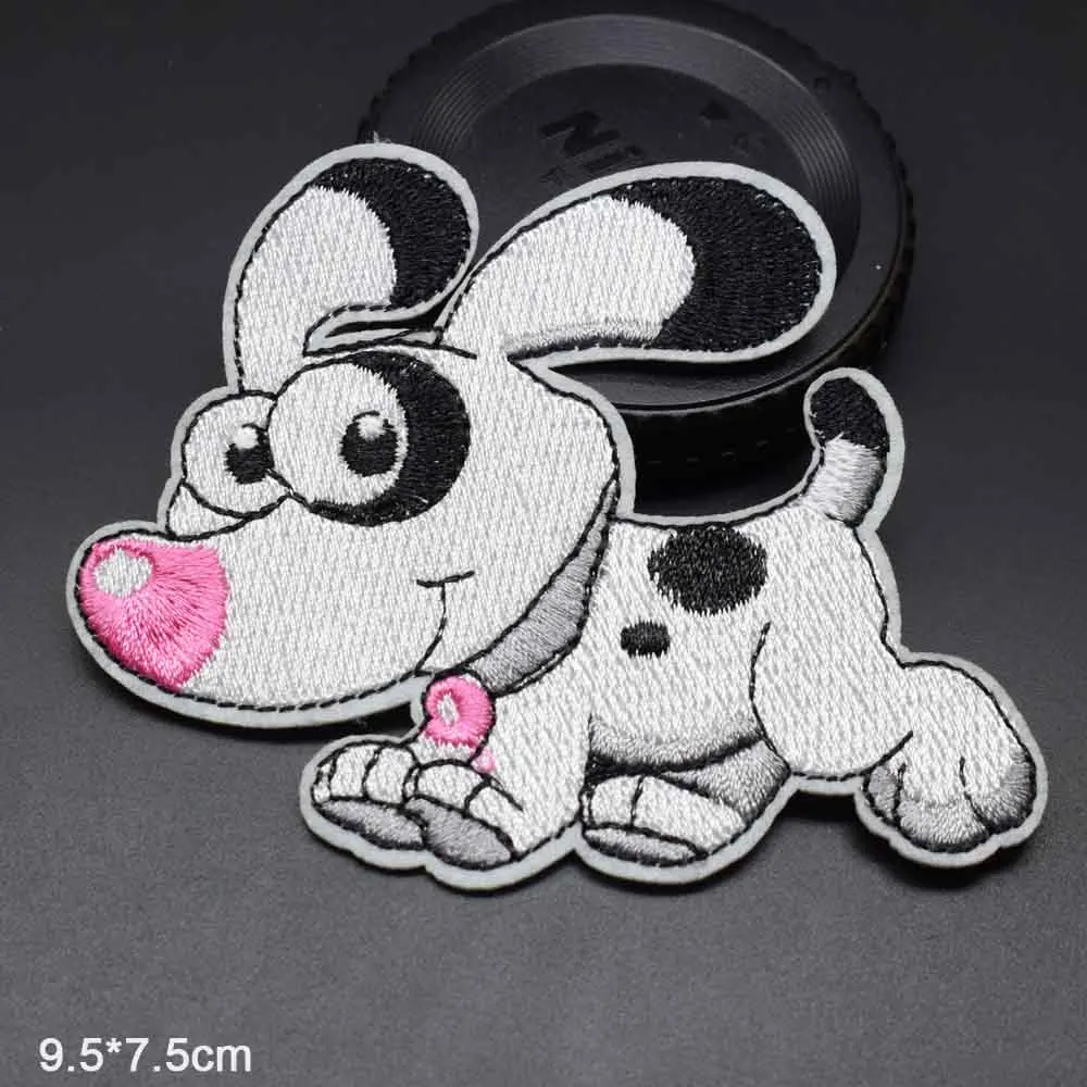 

Spotty Running Dog Full embroidery Iron On Embroidered Clothes Patches For Clothing Stickers Garment Wholesale