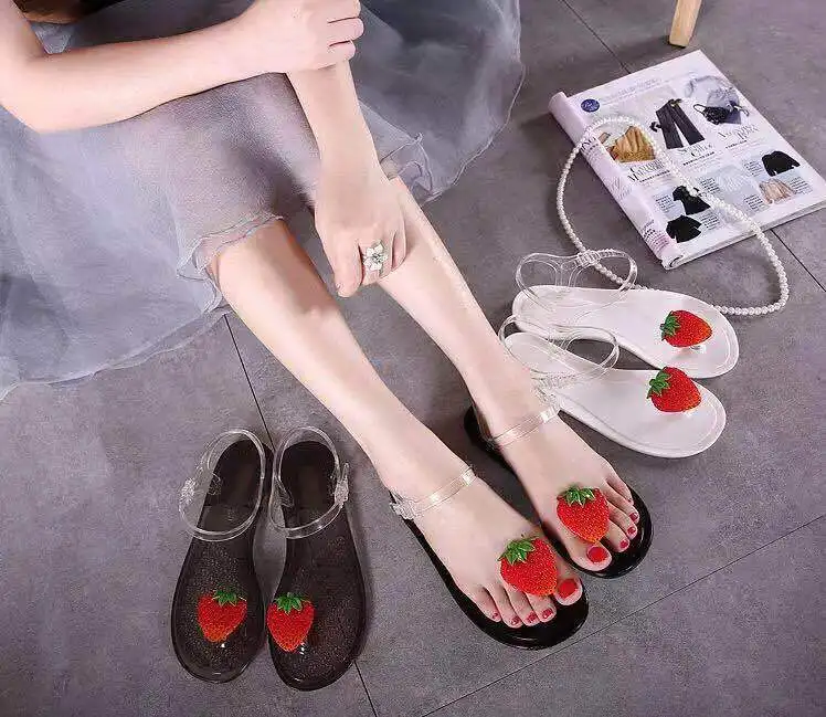 

6661 to Run the Amount of Ultra-Comfortable Students Flat Strawberry Sandals Women's Recruit