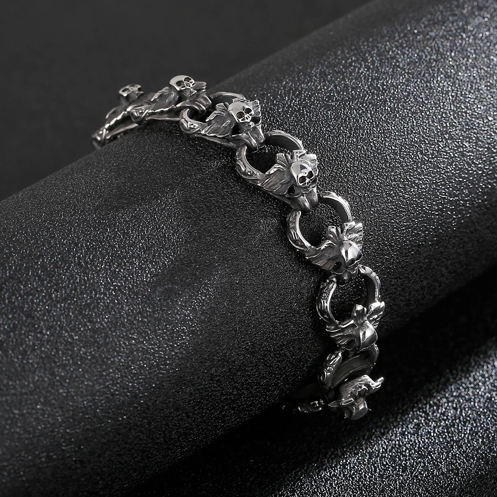 

Fongten 22cm Skull Bracelets For Men Stainless Steel Charm Bracelets Skeleton Chain Bangle Gothic Silver Color Men Jewelry