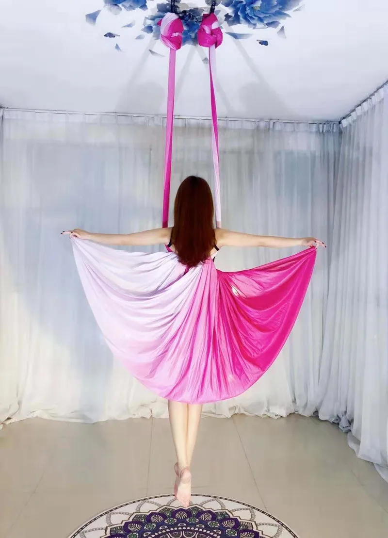 13112942362_1829525272