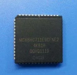 

IC new original MC68HC711E9CFN2 MC68HC711 68HC711