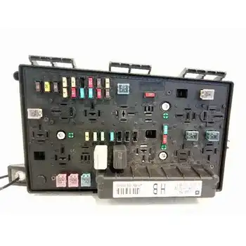 

5DK00866838 Case Relays/Fuses Opel Astra,