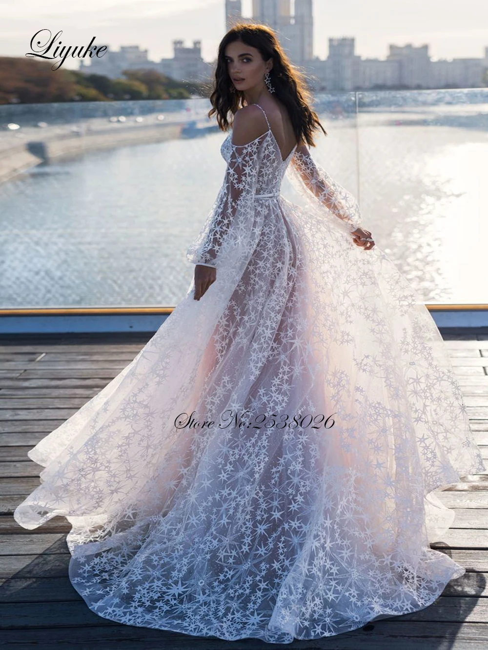 Liyuke Спагетти ремень Великолепная линия звезда кружева свадебное платье атлас с пышной юбкой Свадебное платье