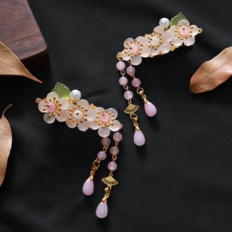 11487914068_249655965