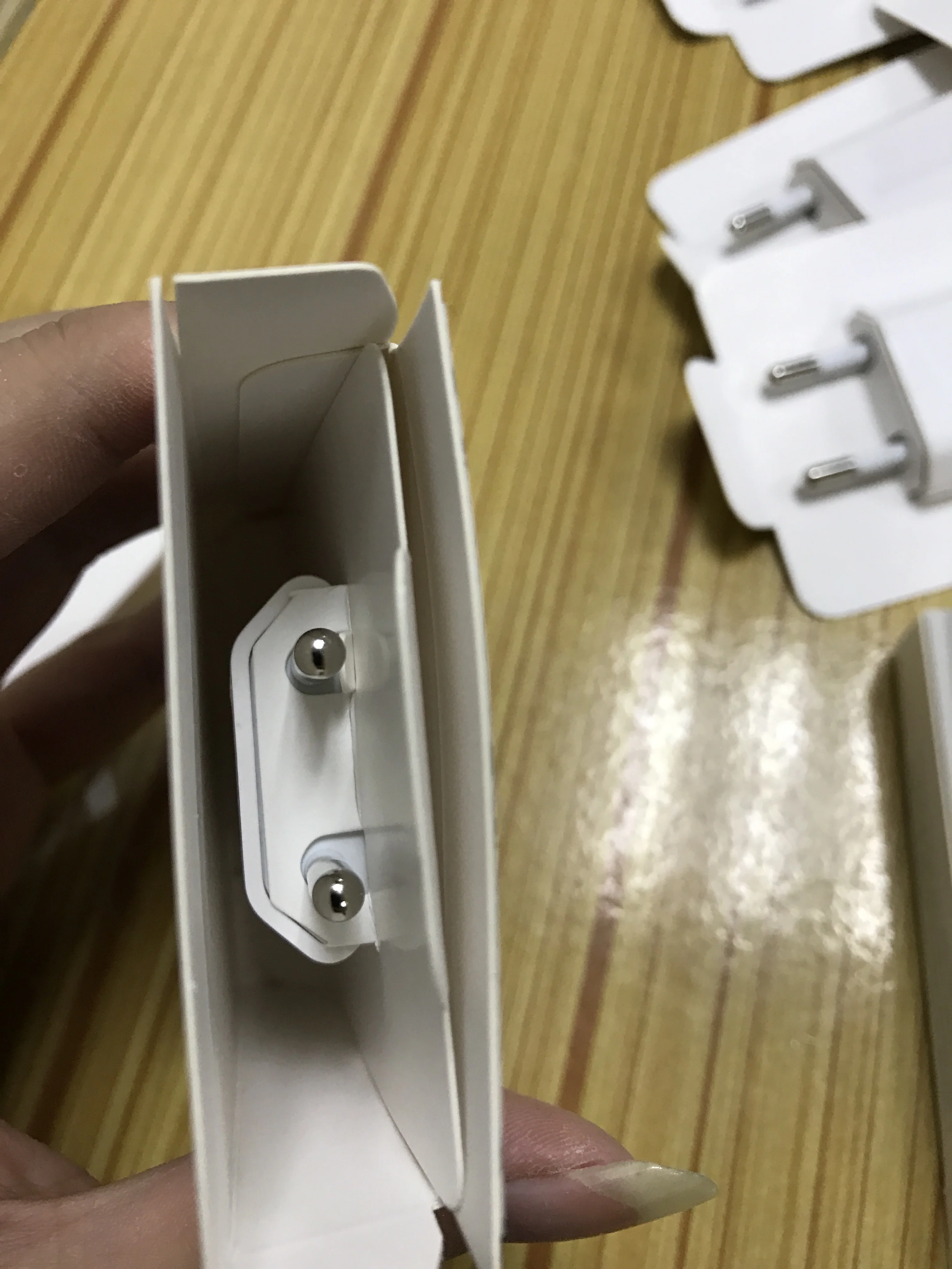 

100pcs/lot 28Gram AAAAA+ Quality 5W 5V 1A wall charge EU plug power Adapter For ip X 8 7 SE 6s 6 with retail box