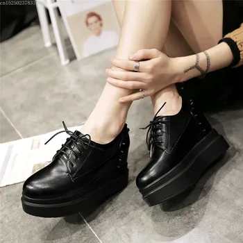 

2018 Lady's Vintage Street Punk Lace Up Platform Creepers Shoes Woman Rivets Black Autumn Increased Internal Heel Pumps