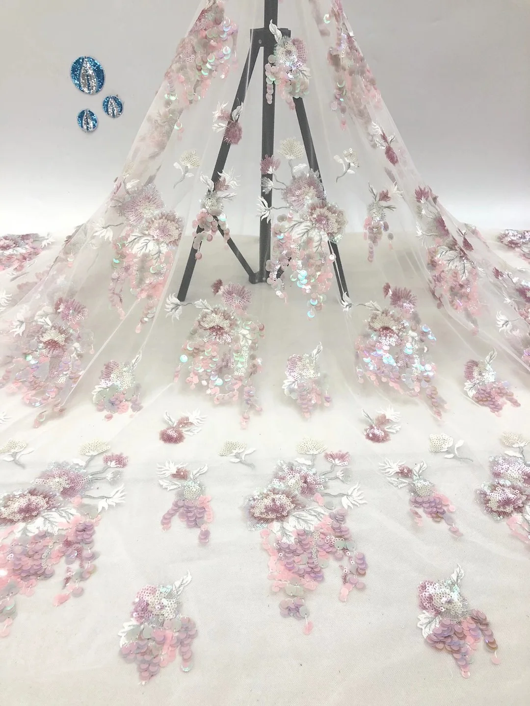 

Beautiful Pink 3D Lace Flower Sequins High Quality Nigeria Lace Fabric Best-selling High Quality Lace Trim Dress XB4631