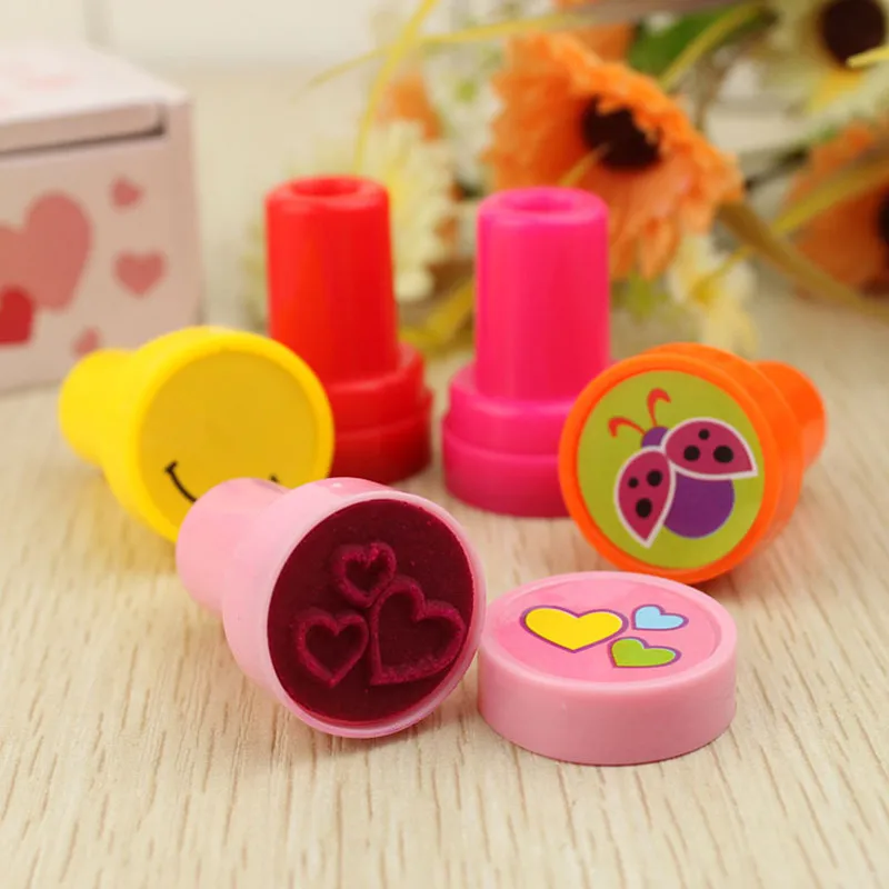 10PCS Cartoon seal toy children cute plastic custom set kindergarten reward gift party small gift - Цвет: 001
