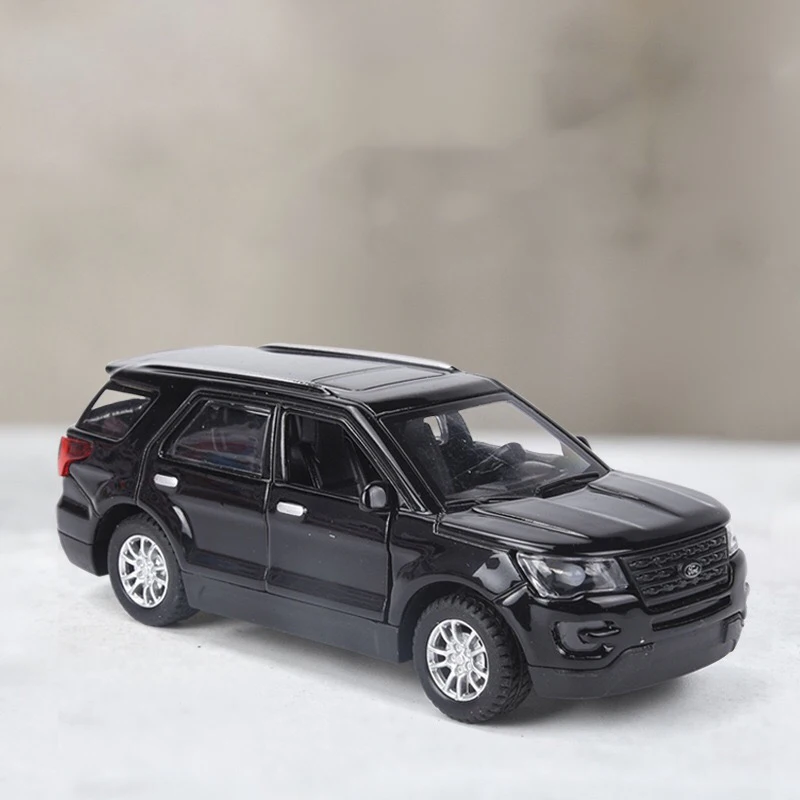 Модель автомобиля из сплава 1:36 для Explorer SUV модель со светильник Том металлическая