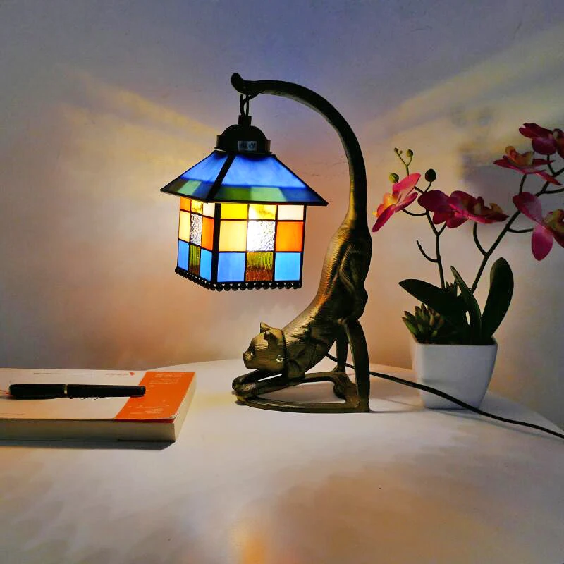 

Tiffany Table Lamp LED Warm Bedroom Bedside Southeast Asianaaa Retro Bar Study Animal