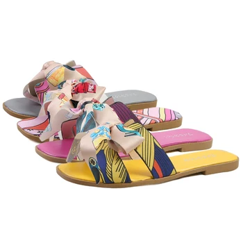 

Casual Ladies Slippers 2020 Summer New Fashion Round Flat Non Slip with Bow Decoration Female White Indoor Slipper Women Shoes