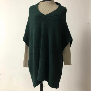 

2019 new Autumn and Winter 100% Cashmere women sweater vest V-neck vest loose sleeveless sweater wool shawlSweater cloak