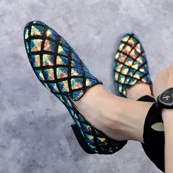 

New Fashion High Quality Lightweight Slip-On Men Casual Shoes Big Size Men Luxury Loafers Men Drive Moccasins Shoes Sneaker 2a