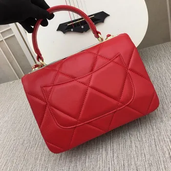 

The new design of the 2020 quilted crossbody bag diamond checked chain handbag ladies shoulder bag classic postman bag