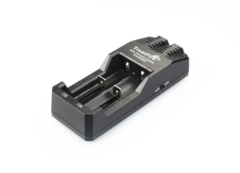 2* TrustFire защищенные 18650 3,7 V 2400mAh аккумуляторные батареи+ TrustFire TR-015 li-ion 2 слота Универсальное зарядное устройство