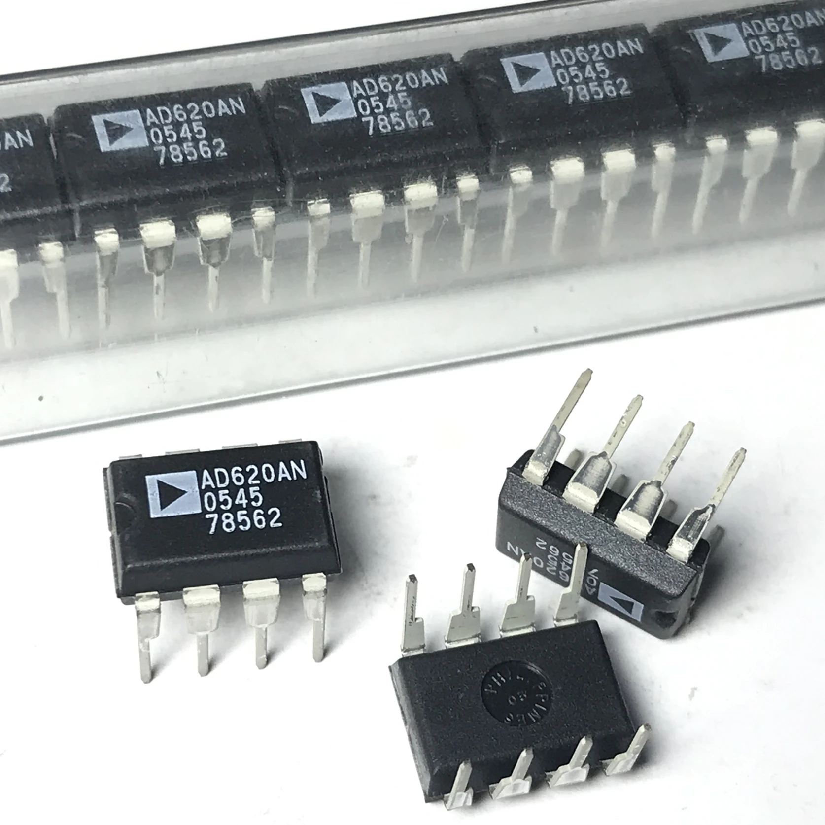 AD620AN AD620A AD620 DIP-8P 5 шт./лот