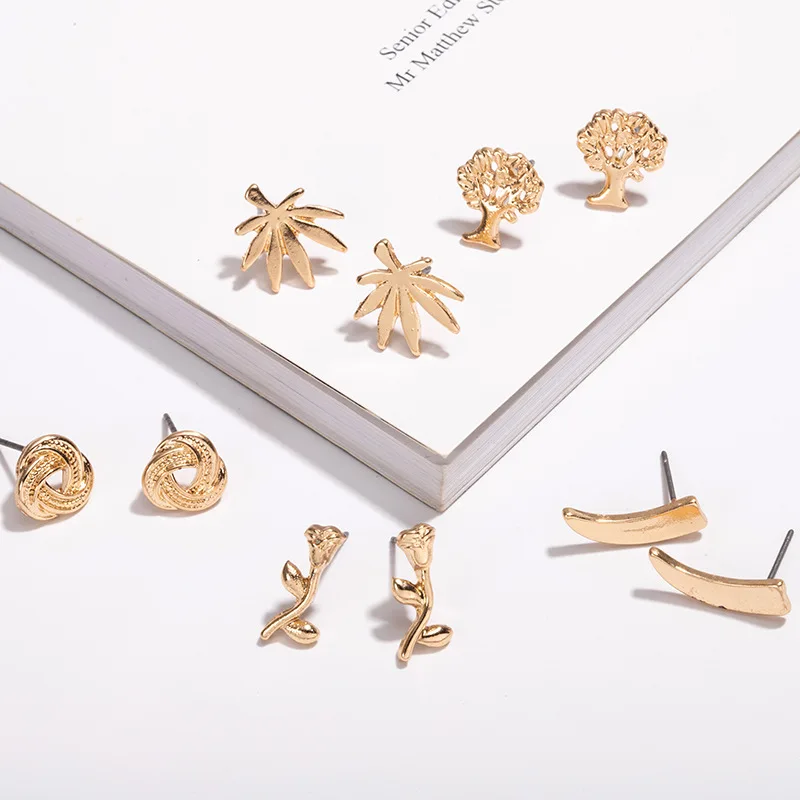 

Metal Gold Tree Rose Leaves pineapple Bow butterfly Heart Triangle Geometric Drop Earrings For Women Girl 2019 simple cute