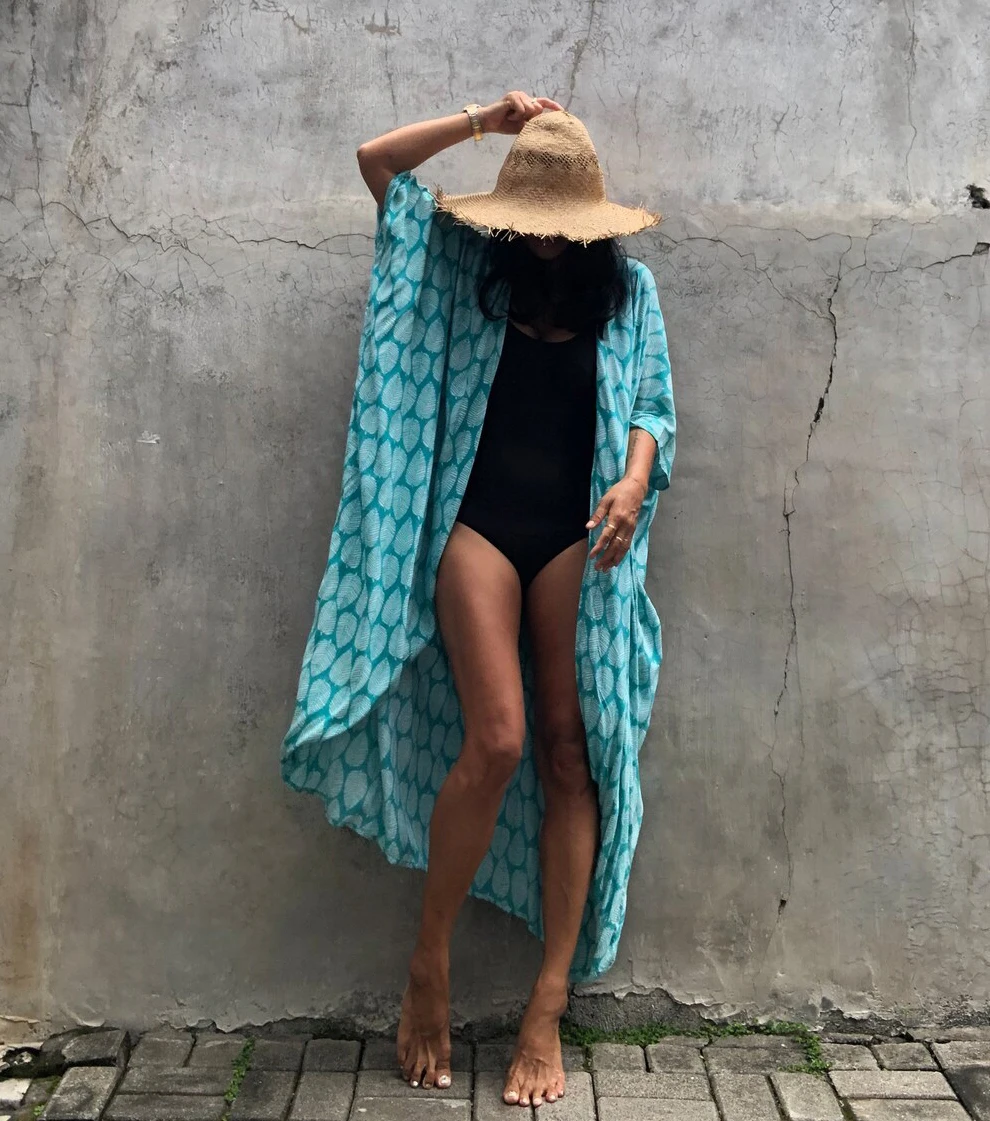 2022 Bikini Cover-ups Black Retro Striped Self Belted Plus Size WomenSummer Kimono Dress Beach Wear Swim Suit Cover Up Q1225