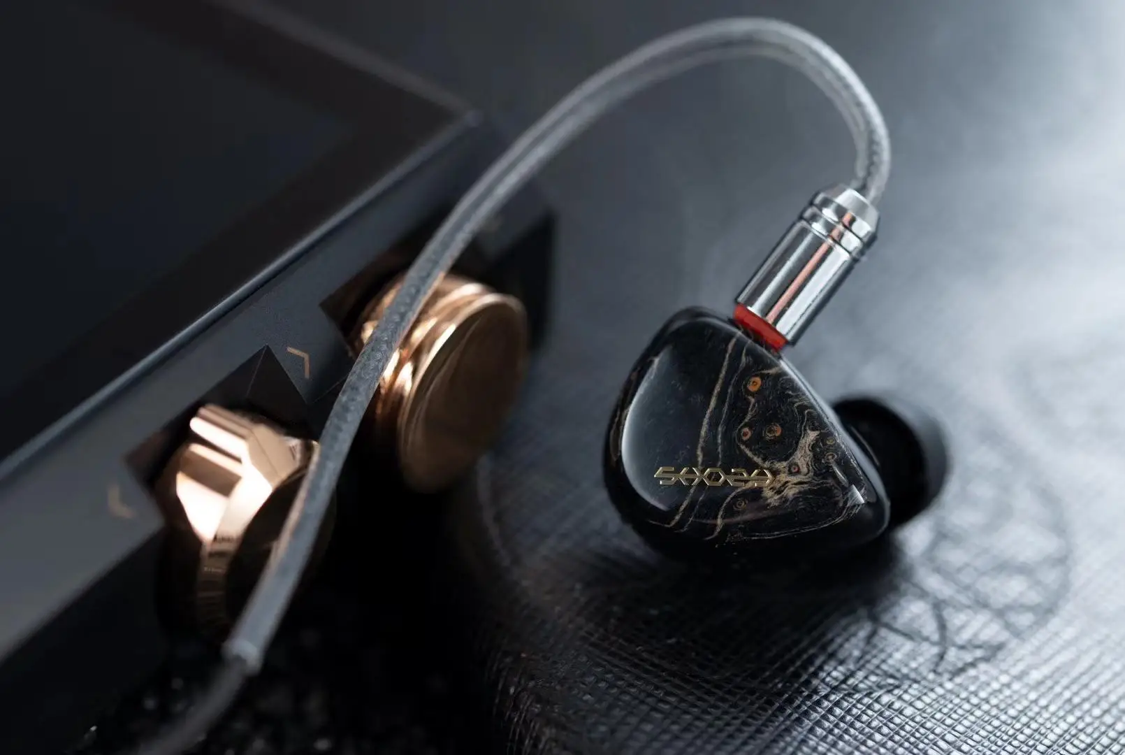 Shozy Form1 4 Form 1 4 1DD 4BA Five Driver Hybrid Hifi Music DJ Monitor In ear Earphones Detachable Cable Audiophile Musician