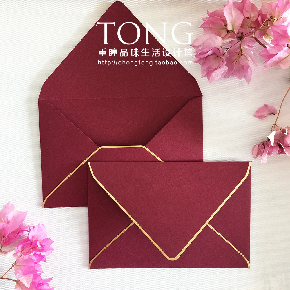 Рисунок 3 - Винтажный конверт из красной бумаги