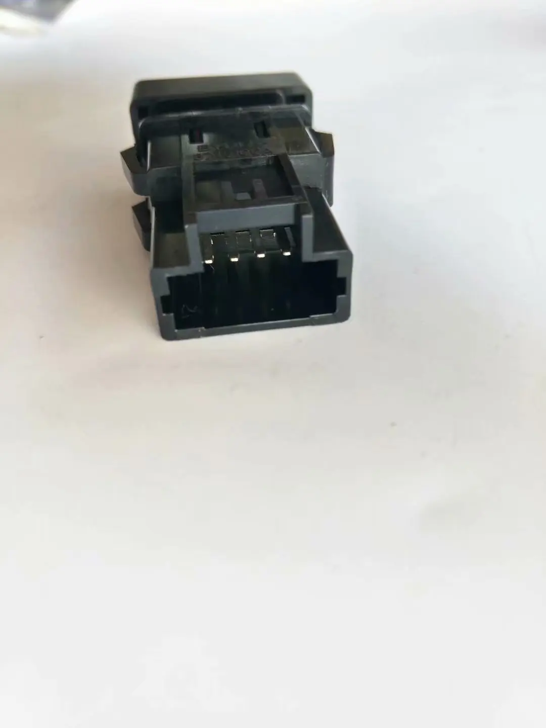 

BYD F0 Air Conditioning Switch AC Switch Air Conditioner Button Front F0 Fog Lamp Switch BYD Origional Product Accessories