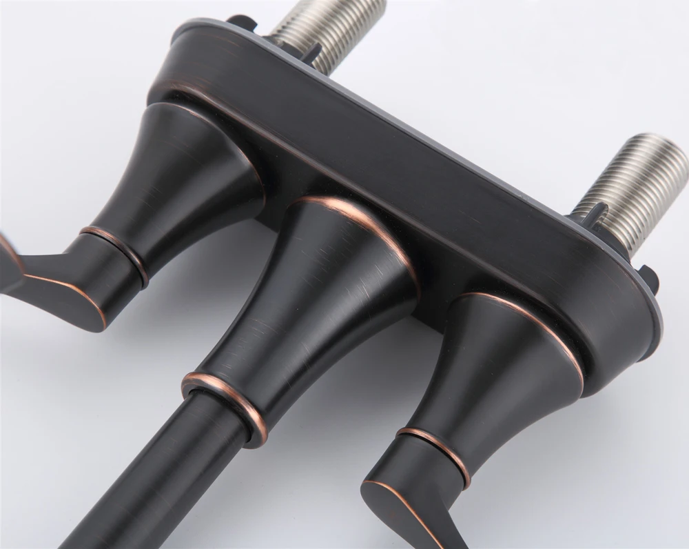 13113764603_1965080486