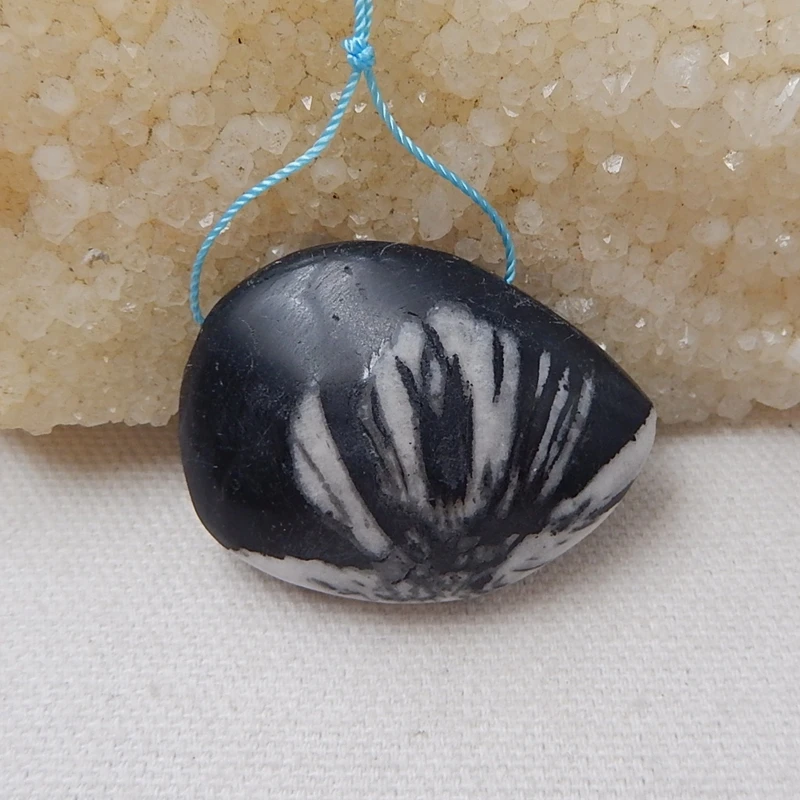 

Natural Stone Chrysanthemum Stone Necklace Pendant 40x29x12mm 21.93g