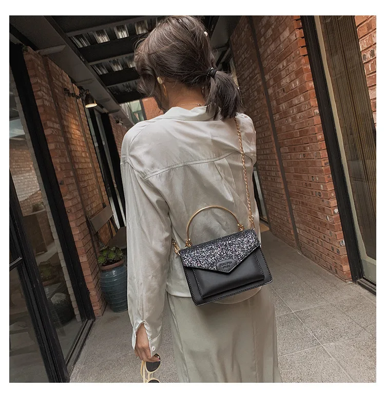 

Summer sequins woman 2019 new Korean version fashion handbag tide one shoulder slanted a hundred small square bags cosmetic bag
