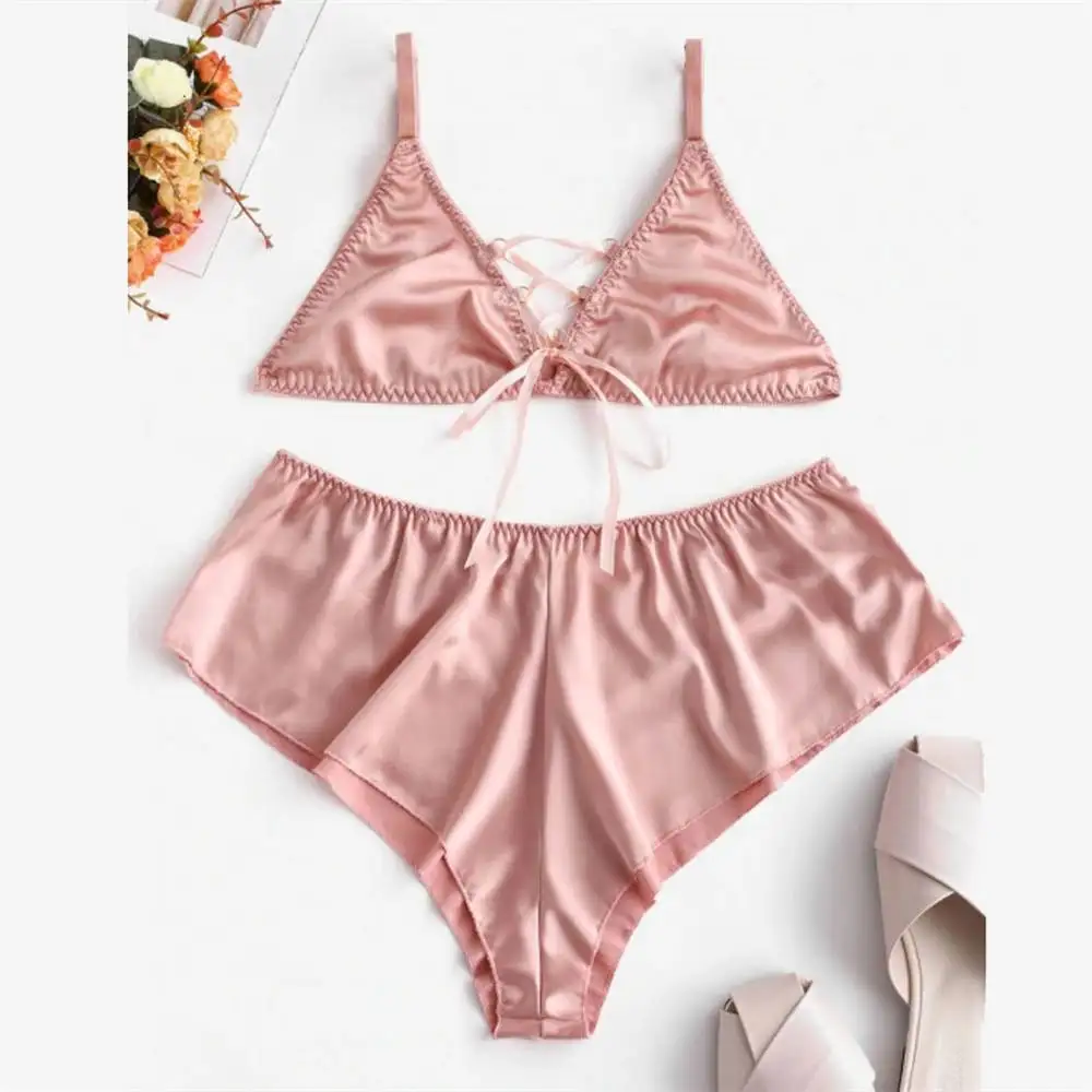 

Hot Sexy Lingerie Nightwear Sexy V-Neck Women Pajamas Satin Set Cute Top And Shorts Sets Silky Comfortable Sleepwear Set 661SW10