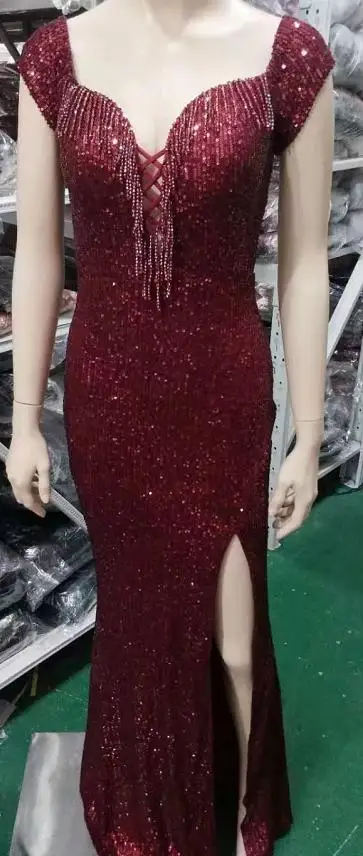 16617#415548酒红