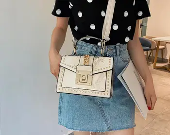 

2019 New fashion snakeskin bag European and American oblique bagAAA12